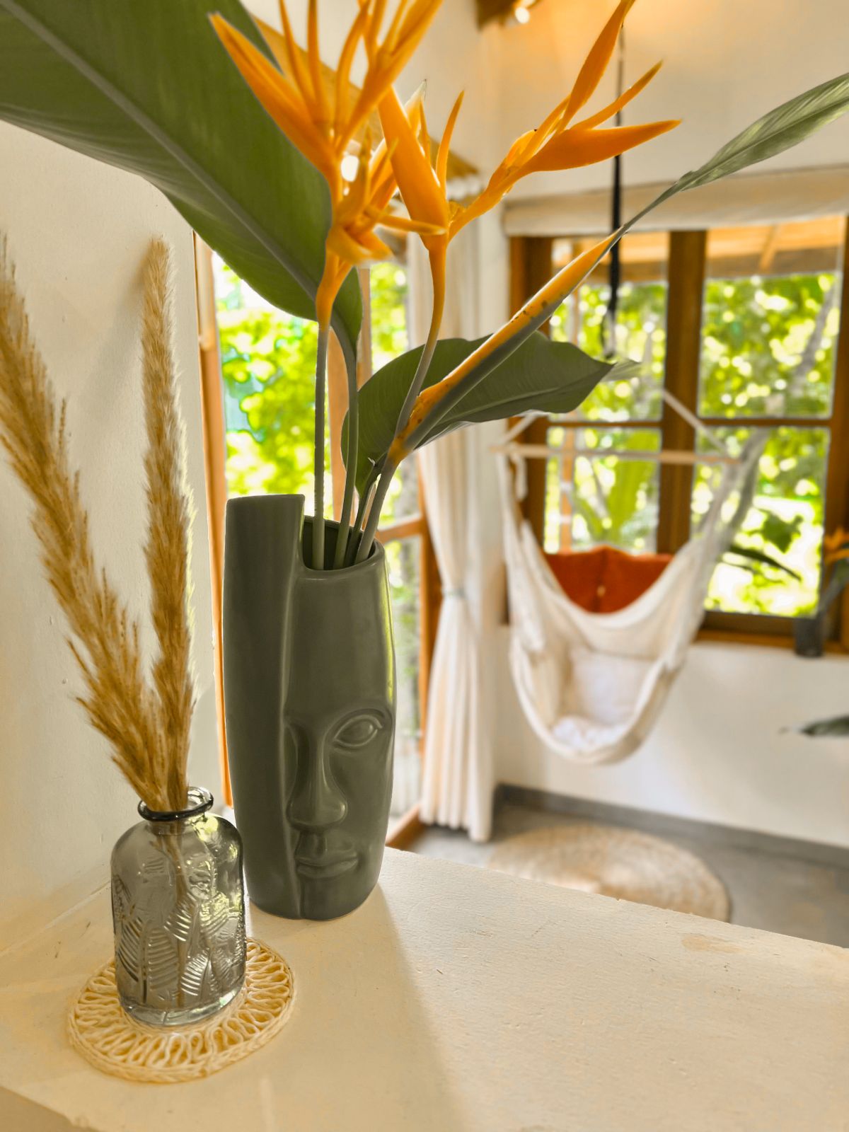 Monkey Villa – garden views with semi-open bathroom
